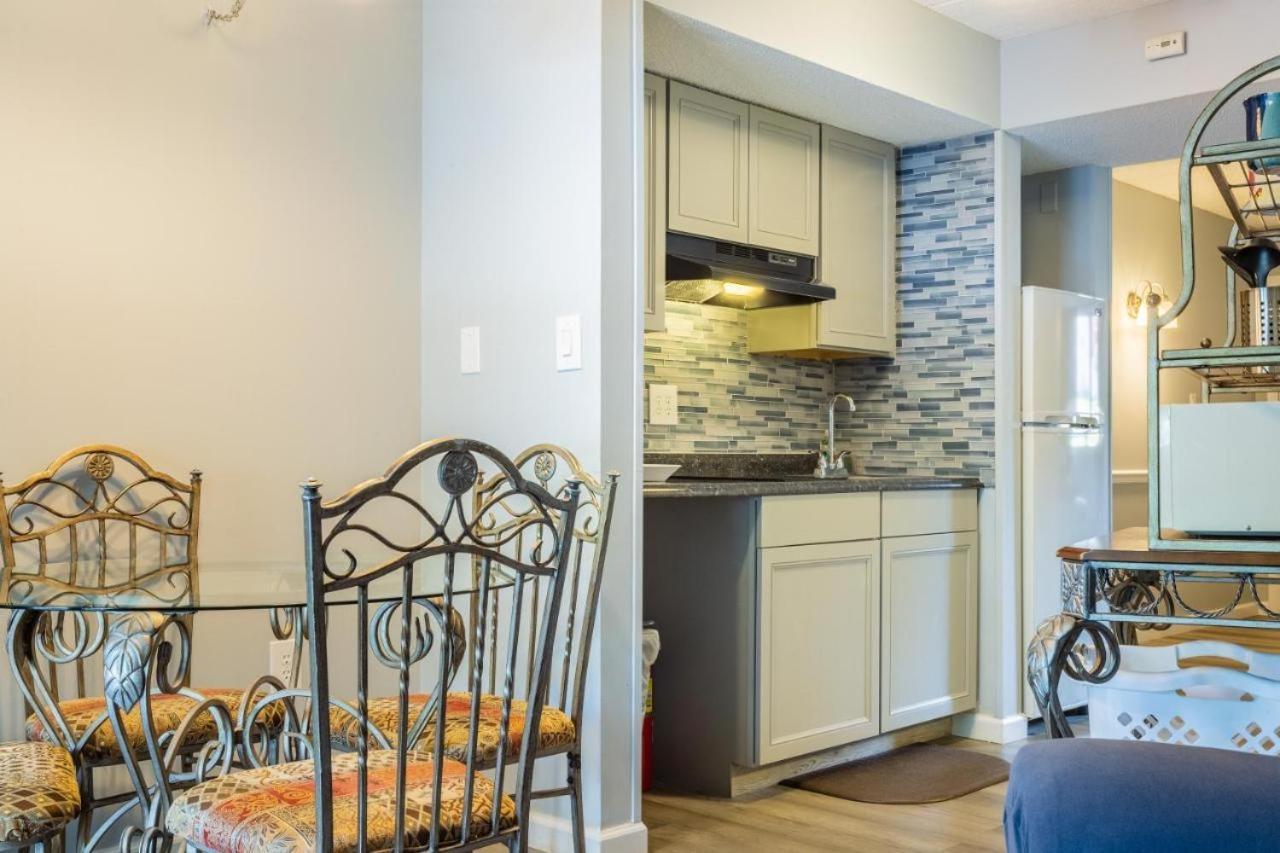 Family Bear Condos, Full King Suite, Kitchen, Pool Access Unit 103 Gatlinburg Kültér fotó